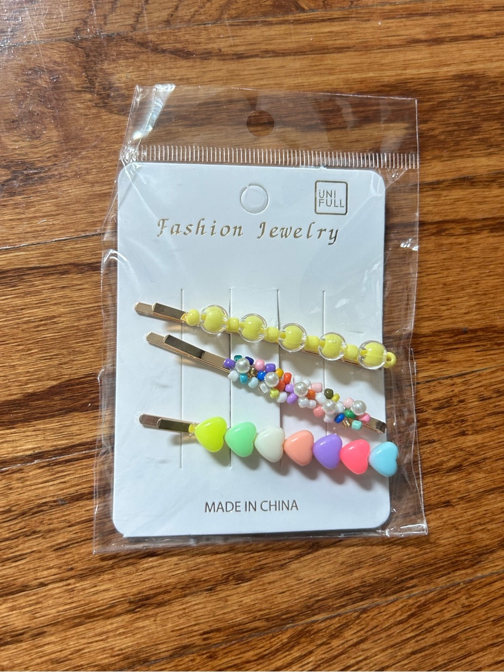 UNIFULL Pastel Heart & Beaded Hair Clip Set 3-Pack Gold Tone